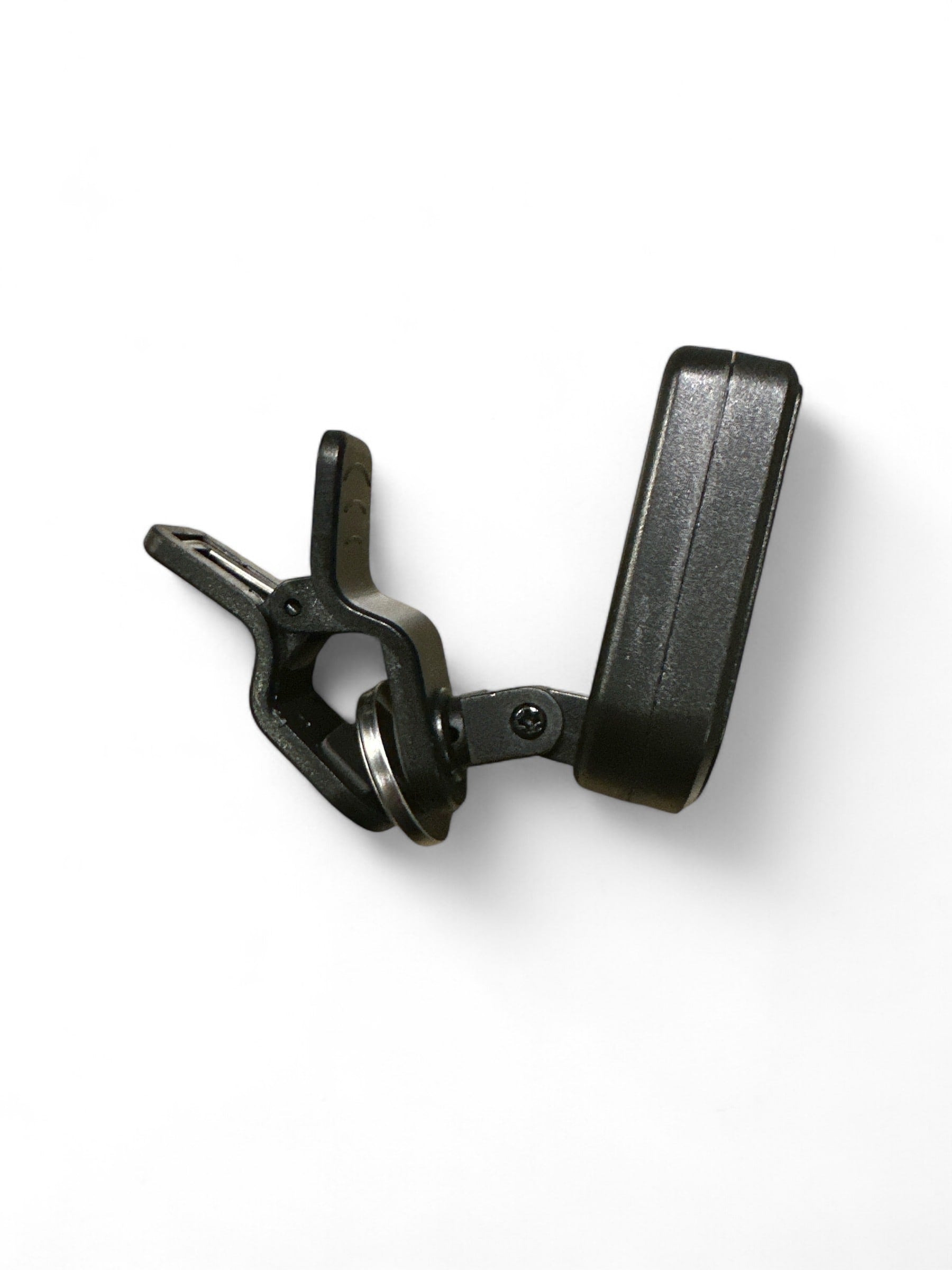 ACC05 - Chromatic Clip-On Tuner for Guitar, Bass and Ukulele